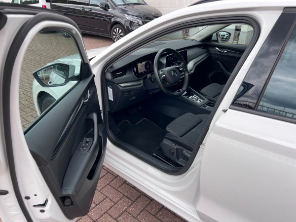 Купить Skoda Octavia CNG G-TEC Combi Navi Massage | 1.Hand в Литве | фото №9 | Unis.lt