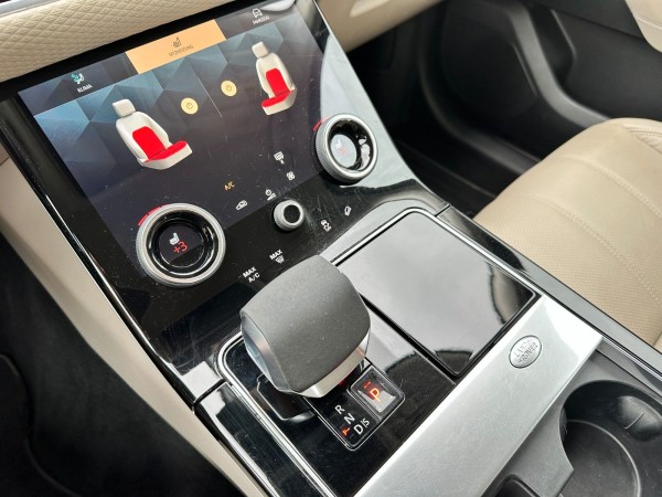 Buy Land Rover Range Rover Velar P400e Plug-in ACC 1.Hand Lithuania | img №25 | Unis.lt