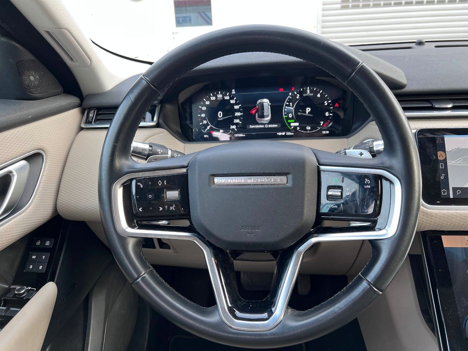 pirkite Lietuvoje Land Rover Range Rover Velar P400e Plug-in ACC 1.Hand | nuotrauka №14 | Unis.lt