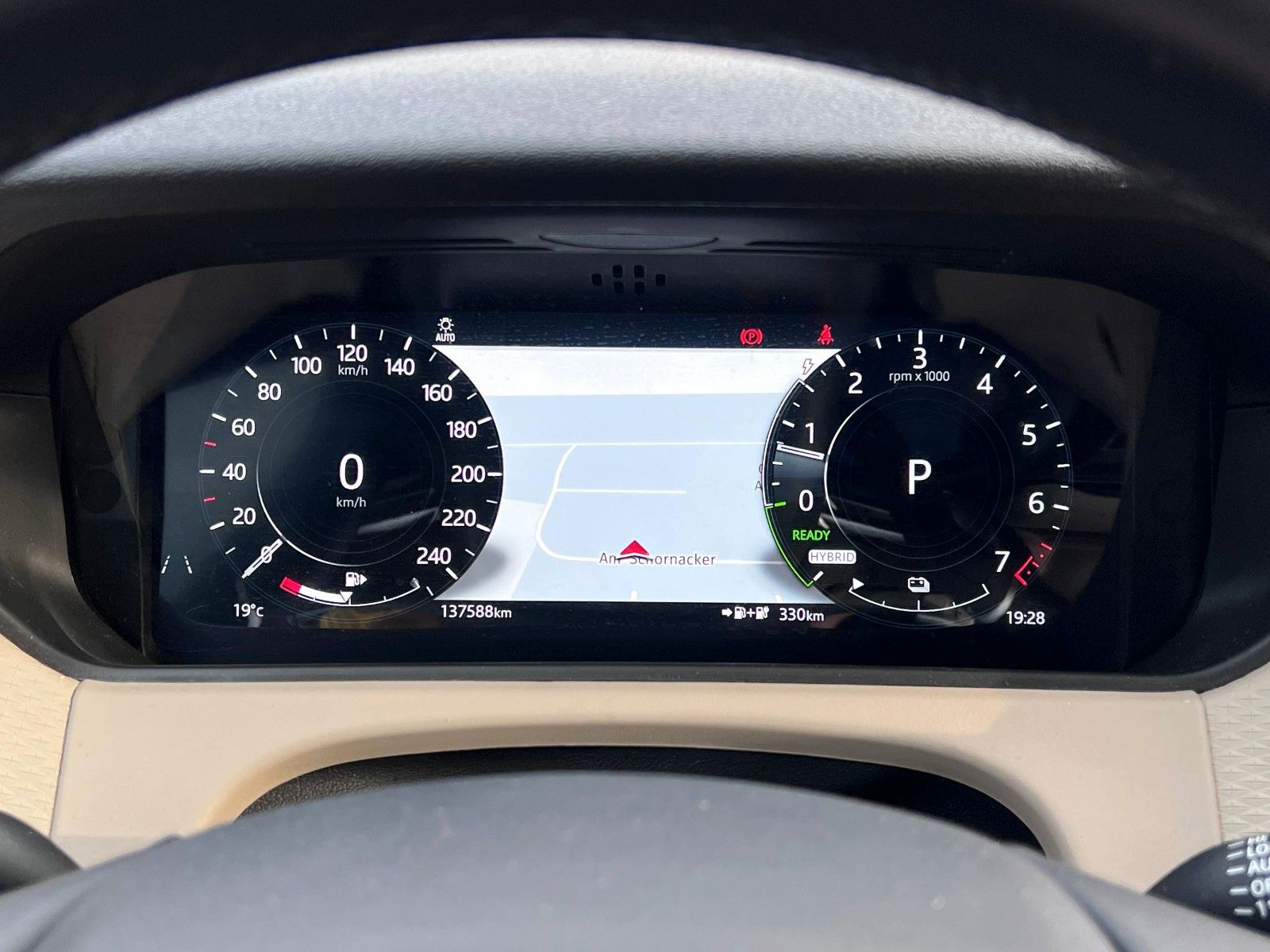 pirkite Lietuvoje Land Rover Range Rover Velar P400e Plug-in ACC 1.Hand | nuotrauka №15 | Unis.lt