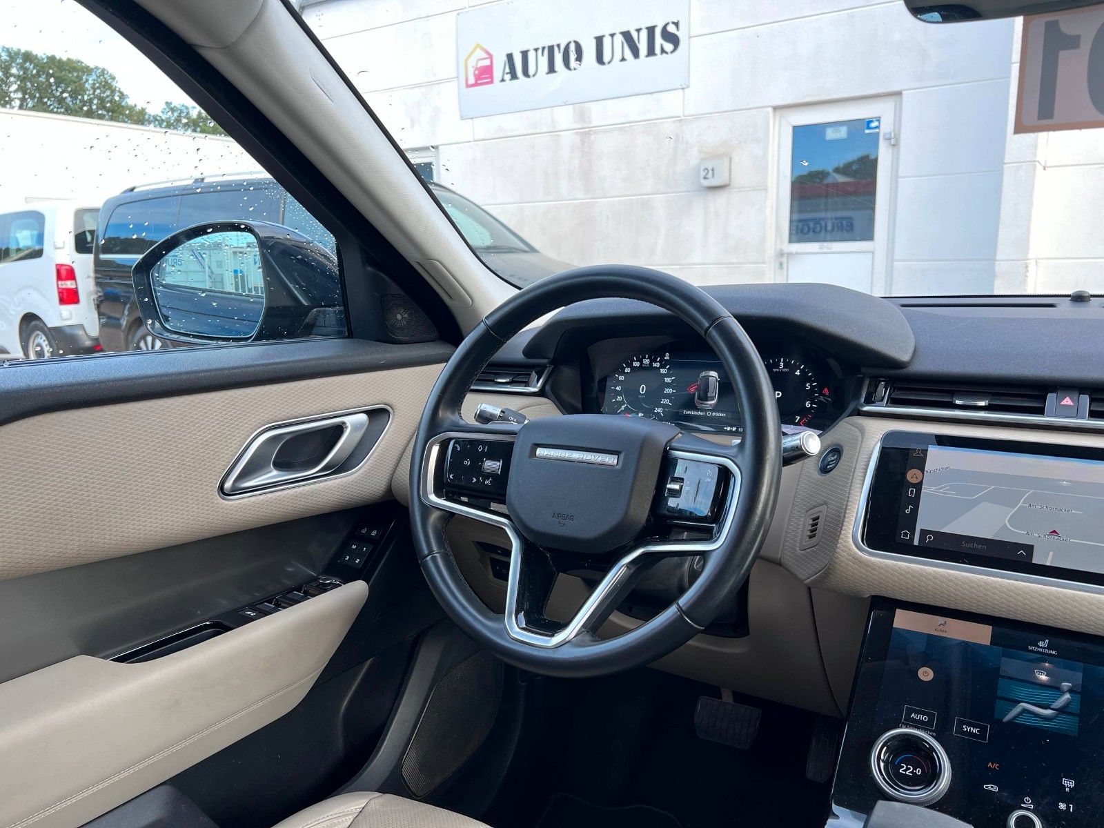 pirkite Lietuvoje Land Rover Range Rover Velar P400e Plug-in ACC 1.Hand | nuotrauka №18 | Unis.lt