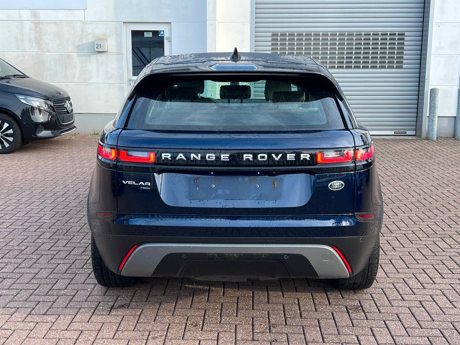 pirkite Lietuvoje Land Rover Range Rover Velar P400e Plug-in ACC 1.Hand | nuotrauka №4 | Unis.lt