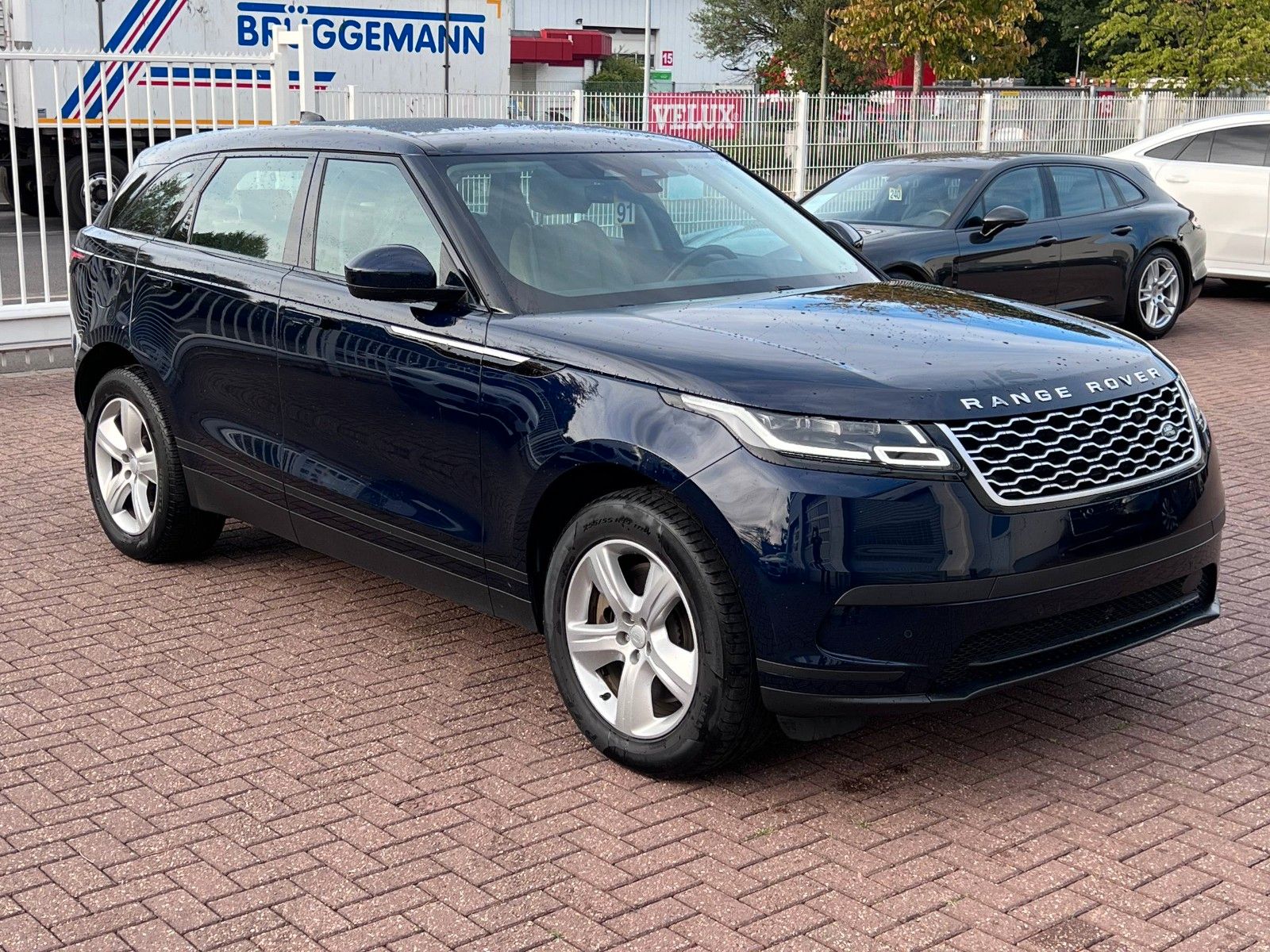 pirkite Lietuvoje Land Rover Range Rover Velar P400e Plug-in ACC 1.Hand | nuotrauka №7 | Unis.lt