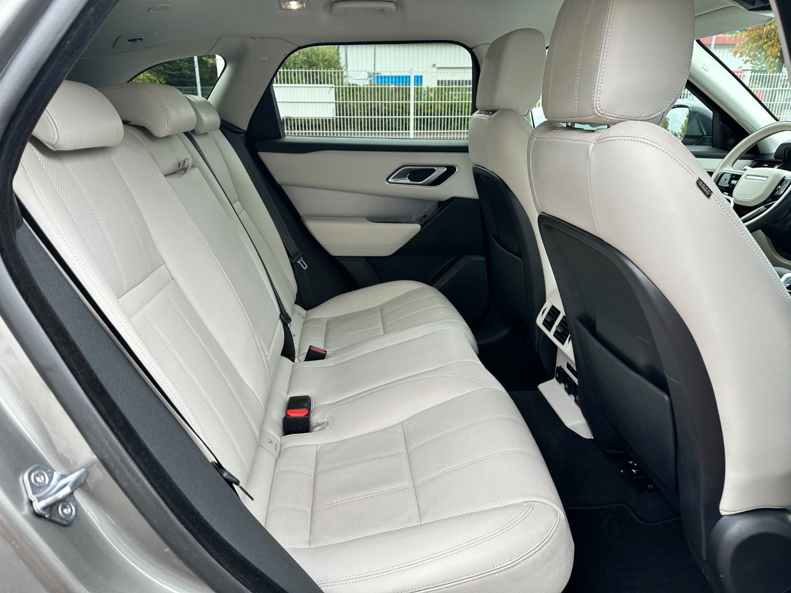 pirkite Lietuvoje Land Rover Range Rover Velar R-Dynamic S | nuotrauka №27 | Unis.lt