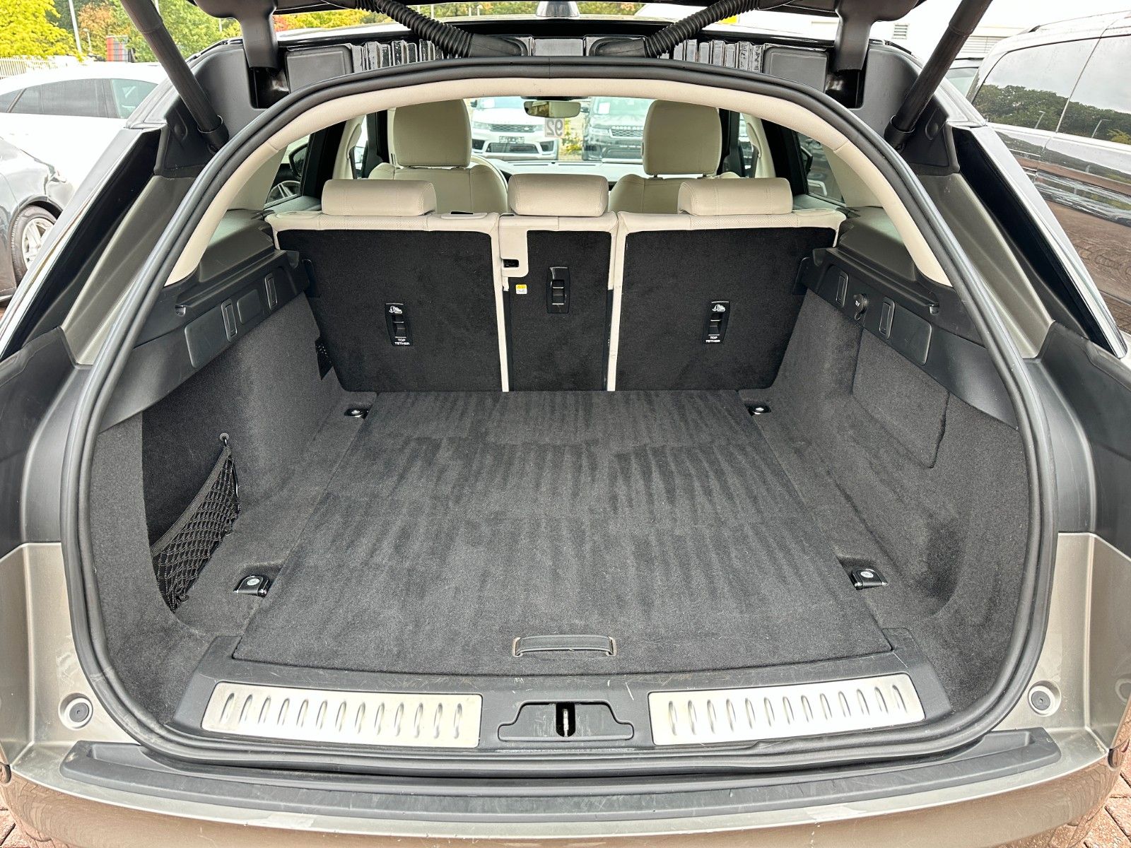 pirkite Lietuvoje Land Rover Range Rover Velar R-Dynamic S | nuotrauka №34 | Unis.lt