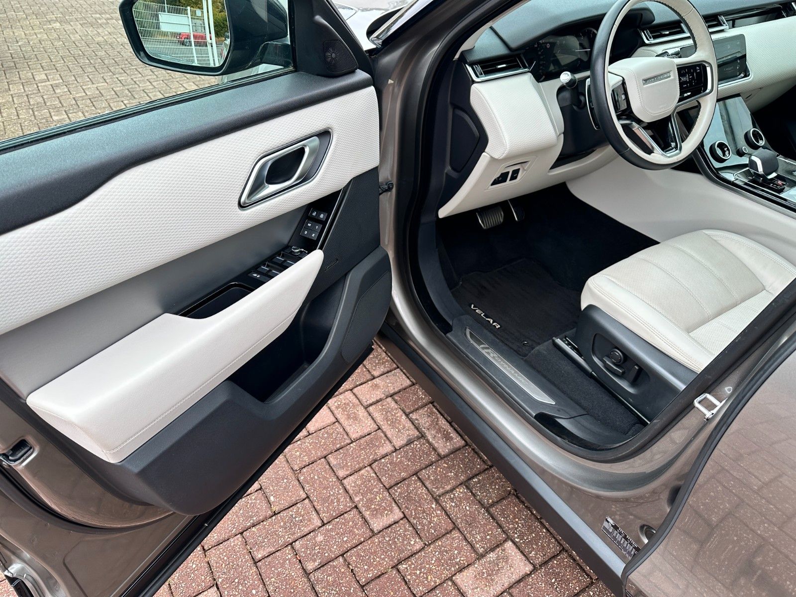 pirkite Lietuvoje Land Rover Range Rover Velar R-Dynamic S | nuotrauka №9 | Unis.lt