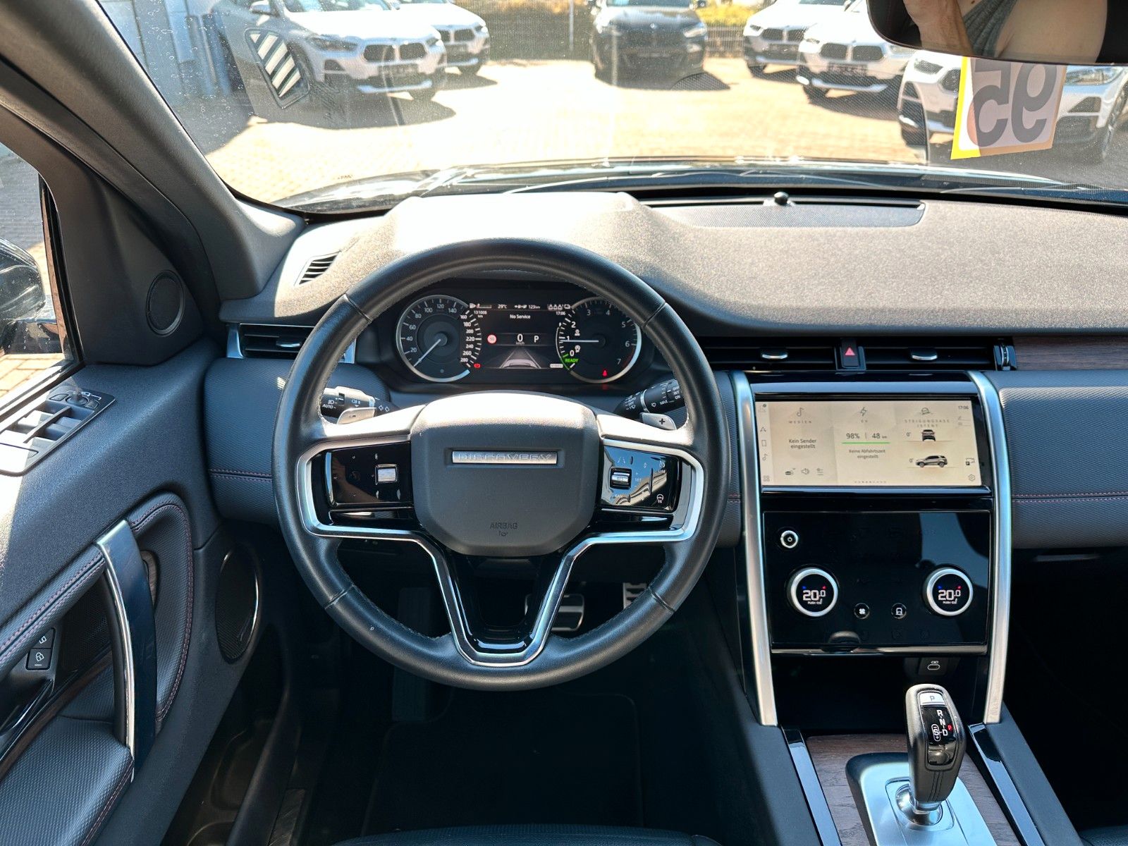 pirkite Lietuvoje Land Rover Discovery Sport R-Dynamic AWD Plug-in Pano | nuotrauka №13 | Unis.lt