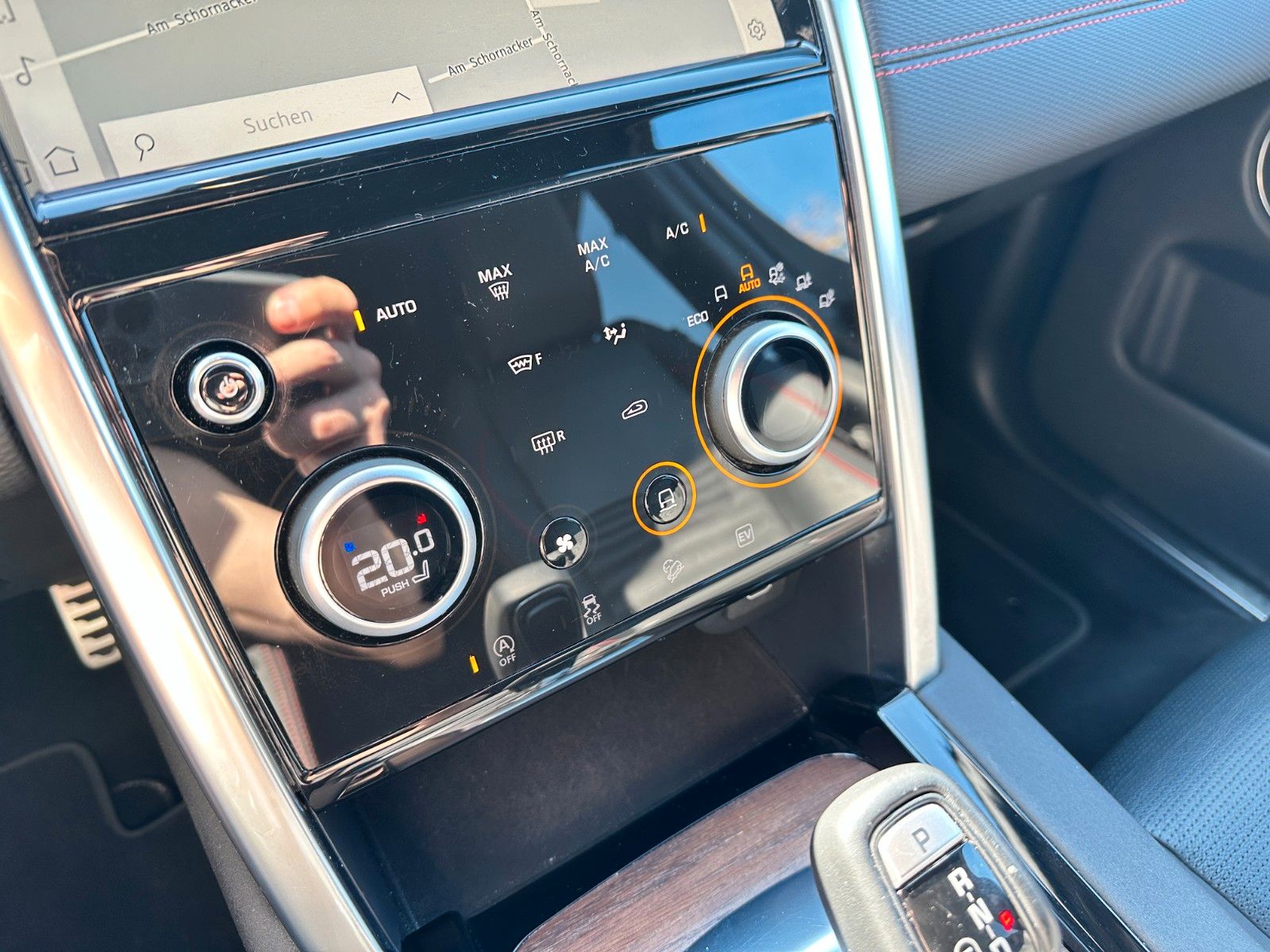 pirkite Lietuvoje Land Rover Discovery Sport R-Dynamic AWD Plug-in Pano | nuotrauka №31 | Unis.lt