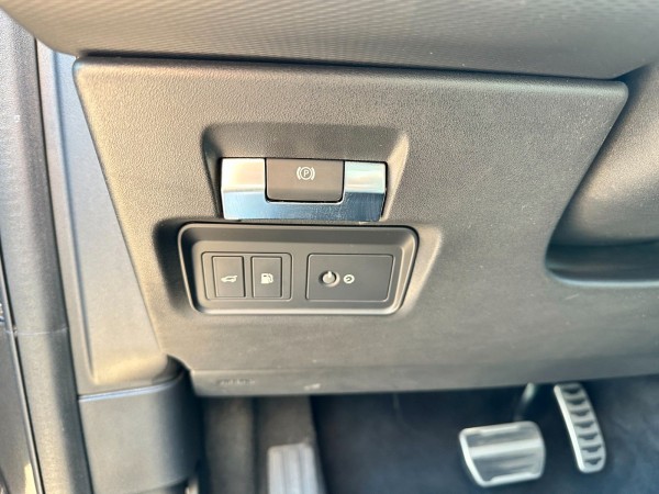 pirkite Lietuvoje Land Rover Discovery Sport R-Dynamic AWD Plug-in Pano | nuotrauka №34 | Unis.lt