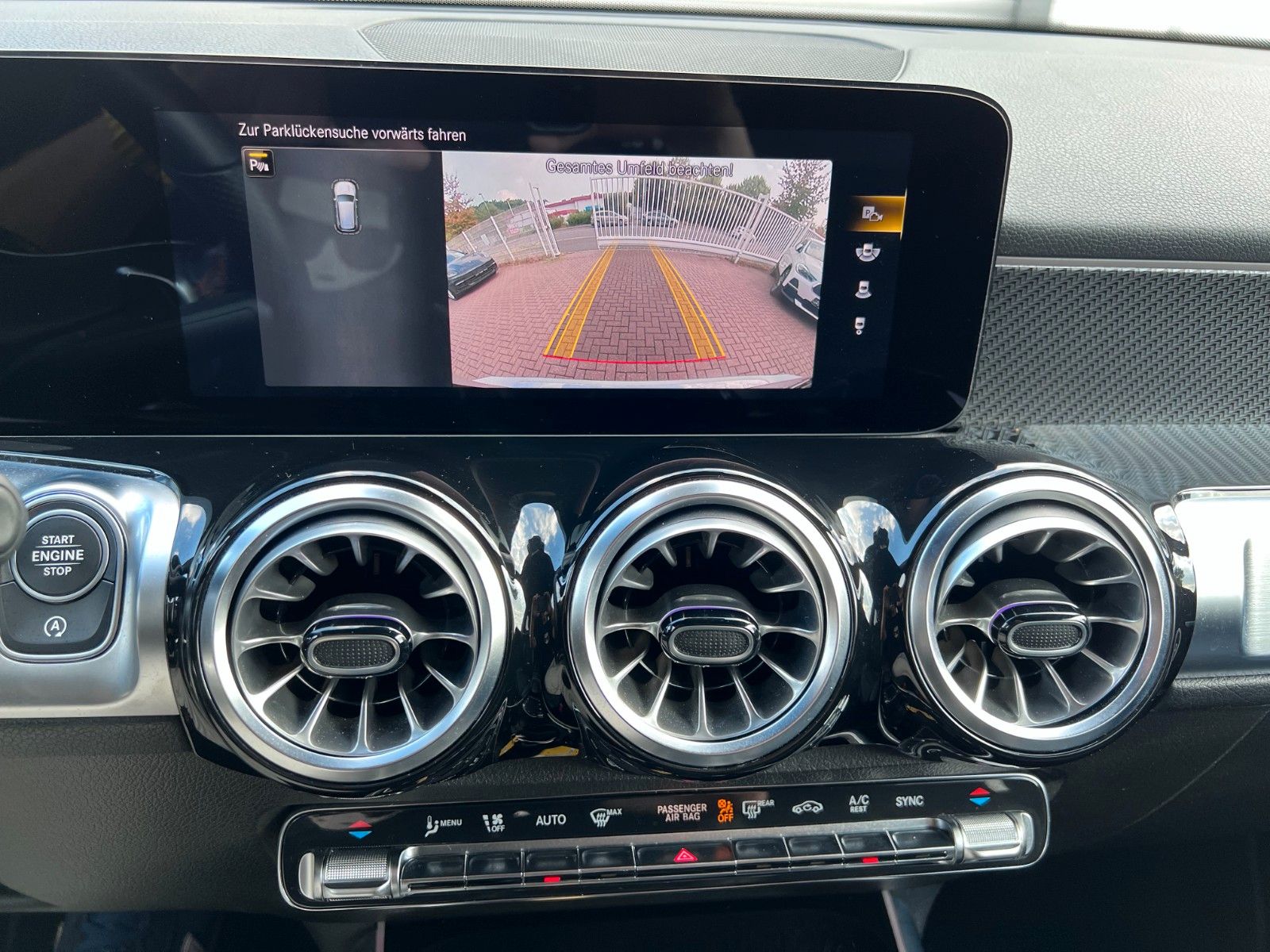 pirkite Lietuvoje Mercedes-Benz GLB 180d AMG-Line Aut. | Cam | LED |1.Hand | nuotrauka №34 | Unis.lt