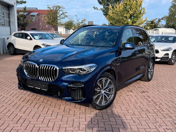 Купить BMW X5 xDrive45e | M Sport HUD Pano | 1.Hand в Литве | фото №1 | Unis.lt