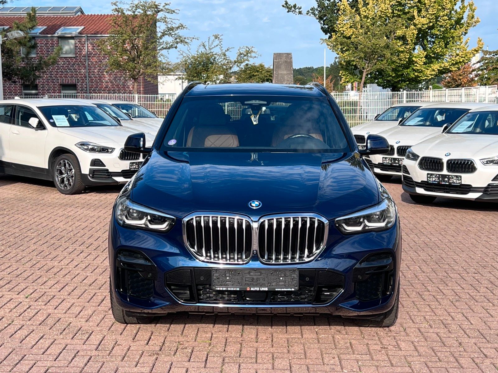 Купить BMW X5 xDrive45e | M Sport HUD Pano | 1.Hand в Литве | фото №2 | Unis.lt