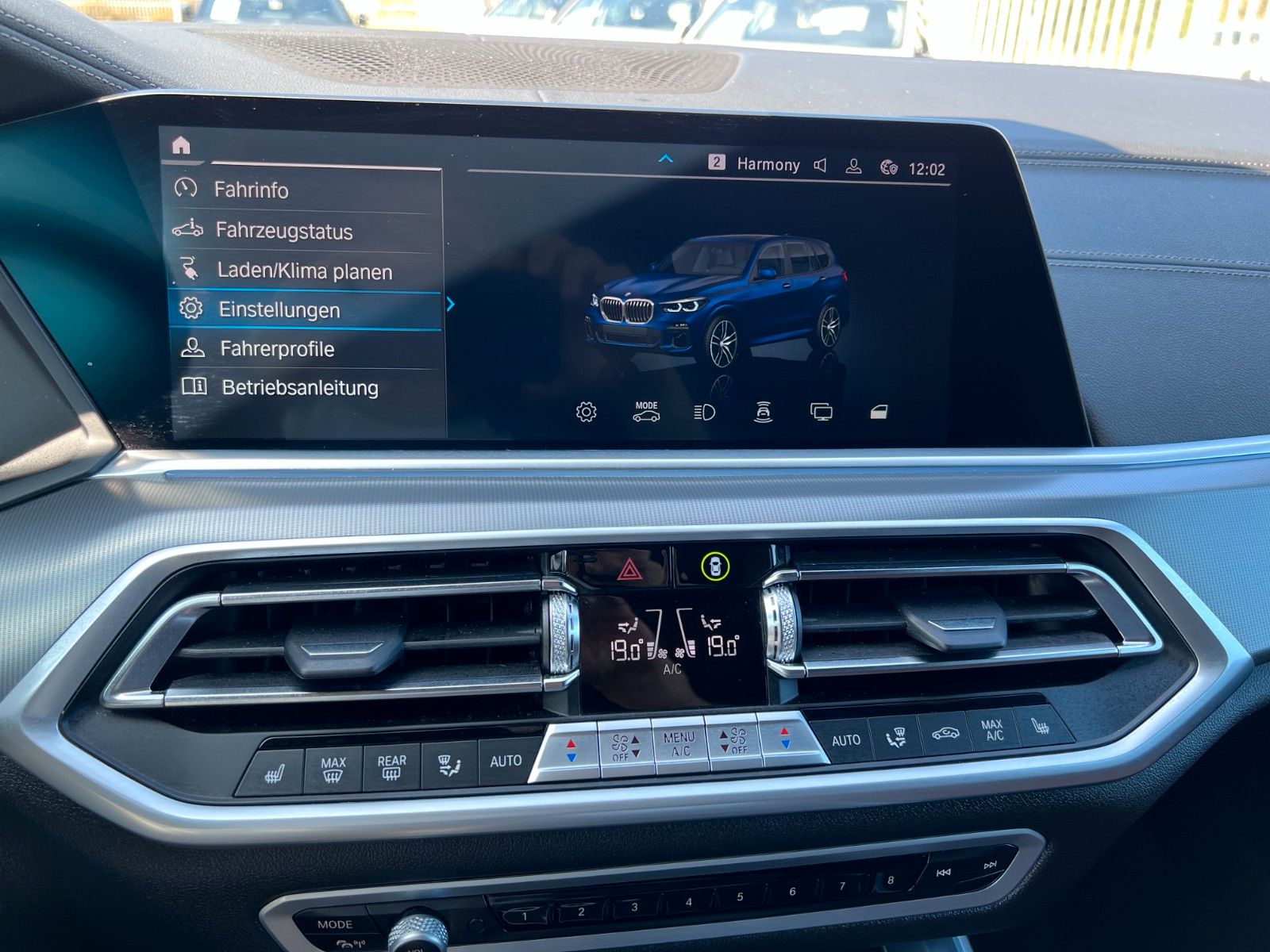 Купить BMW X5 xDrive45e | M Sport HUD Pano | 1.Hand в Литве | фото №32 | Unis.lt