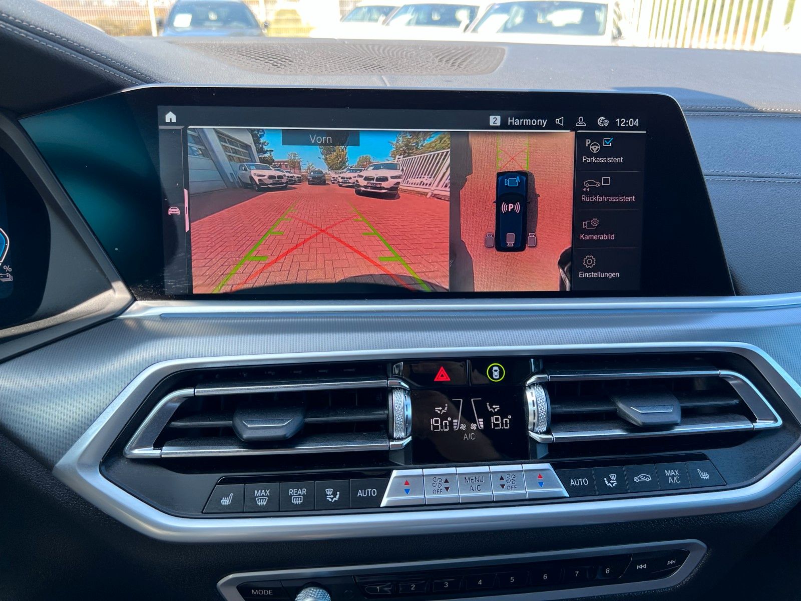 Купить BMW X5 xDrive45e | M Sport HUD Pano | 1.Hand в Литве | фото №37 | Unis.lt