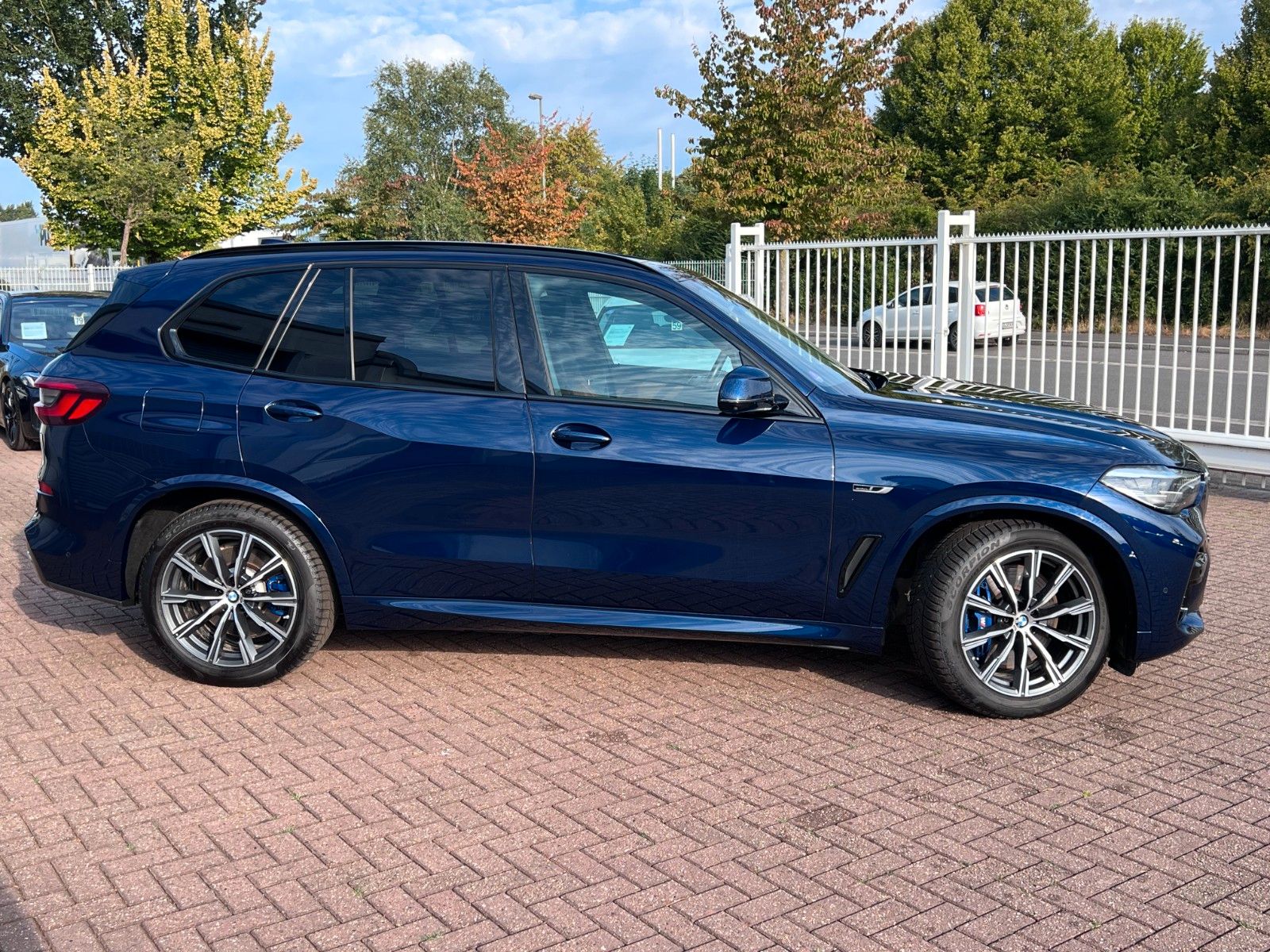 Купить BMW X5 xDrive45e | M Sport HUD Pano | 1.Hand в Литве | фото №8 | Unis.lt
