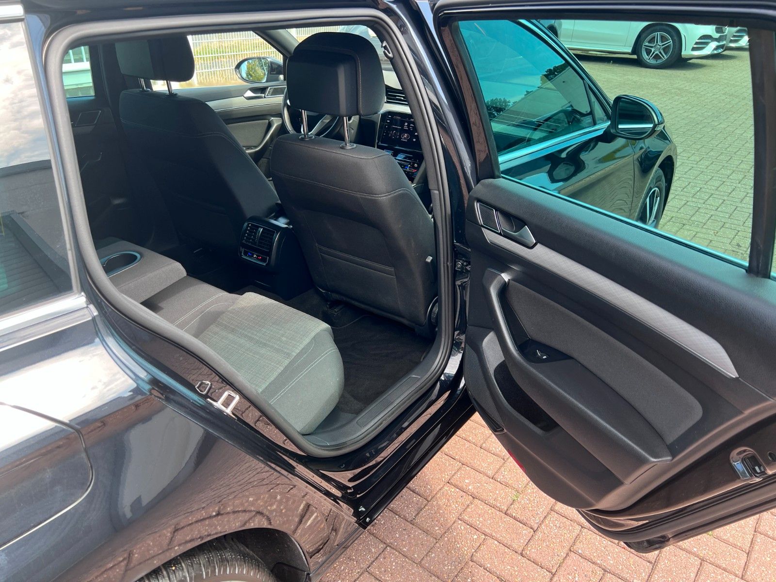 pirkite Lietuvoje Volkswagen Passat 1.5 TSI DSG | Navi Massage | 1.Hand | nuotrauka №26 | Unis.lt