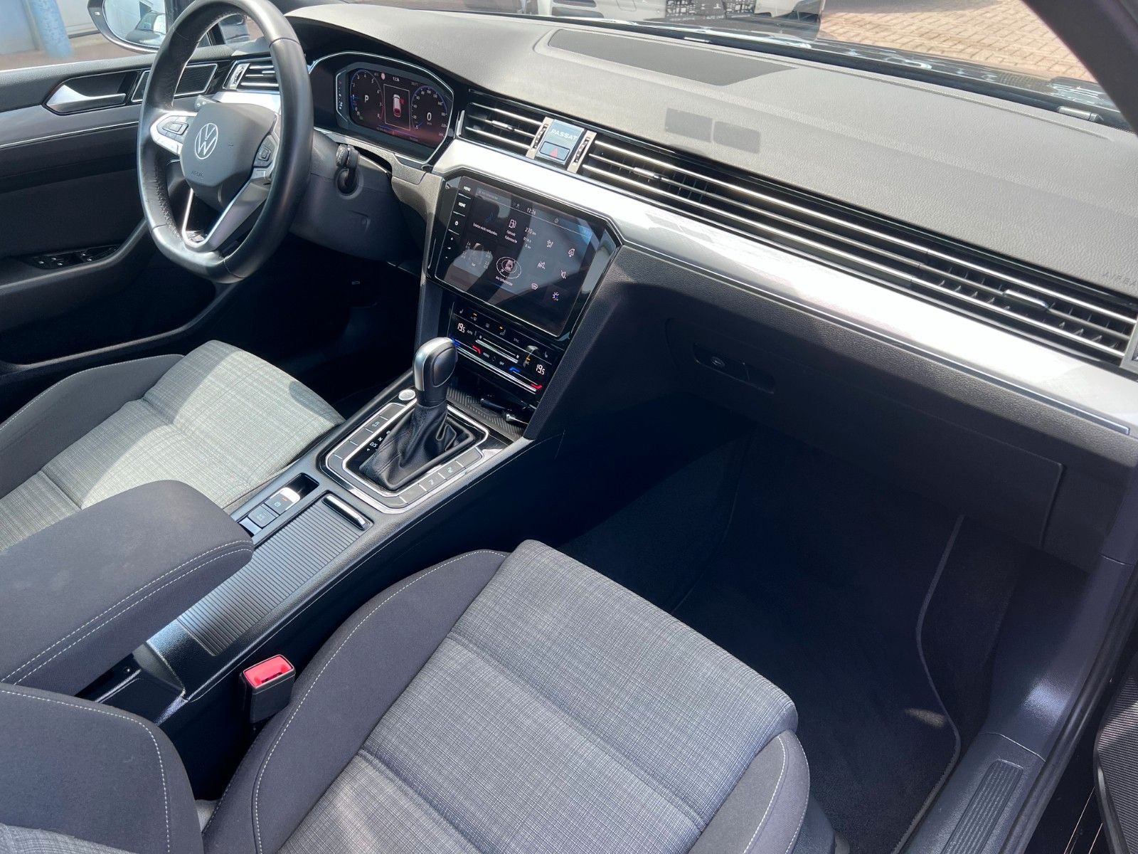pirkite Lietuvoje Volkswagen Passat 1.5 TSI DSG | Navi Massage | 1.Hand | nuotrauka №32 | Unis.lt