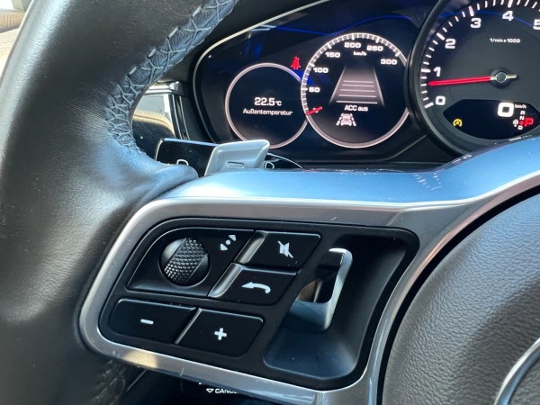 pirkite Lietuvoje Porsche Panamera Sport Turismo 4  ACC 360 LED Navi | nuotrauka №16 | Unis.lt