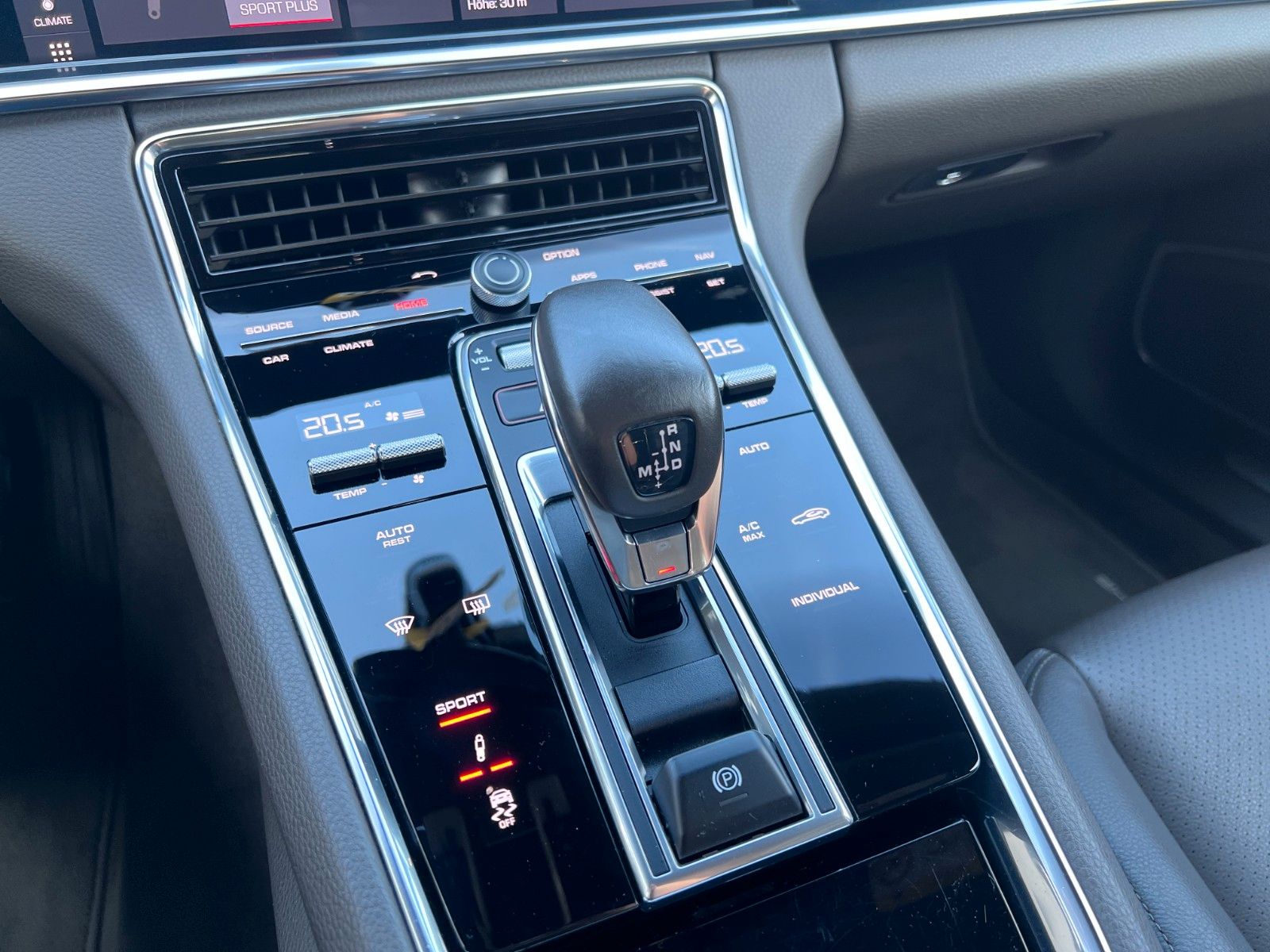 pirkite Lietuvoje Porsche Panamera Sport Turismo 4  ACC 360 LED Navi | nuotrauka №20 | Unis.lt