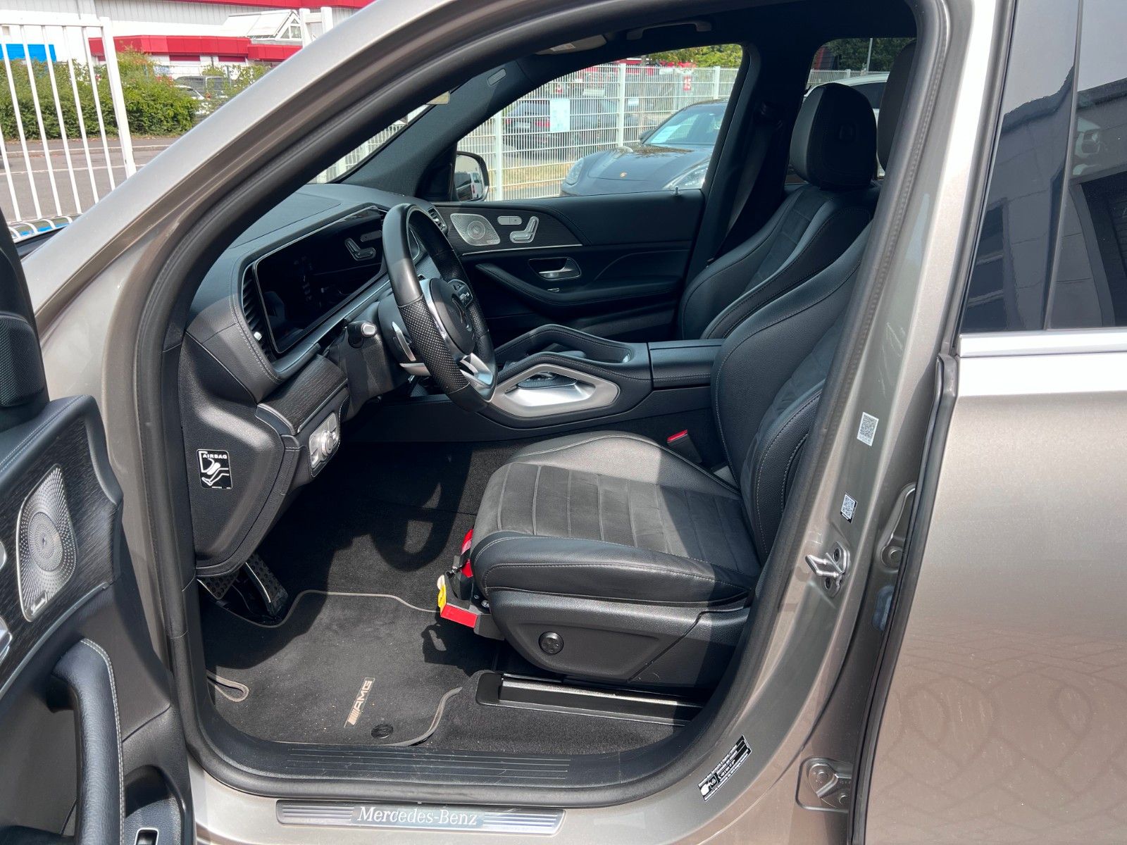 pirkite Lietuvoje Mercedes-Benz GLE 350 de 4Matic AMG Burmester 1.Hand | nuotrauka №13 | Unis.lt
