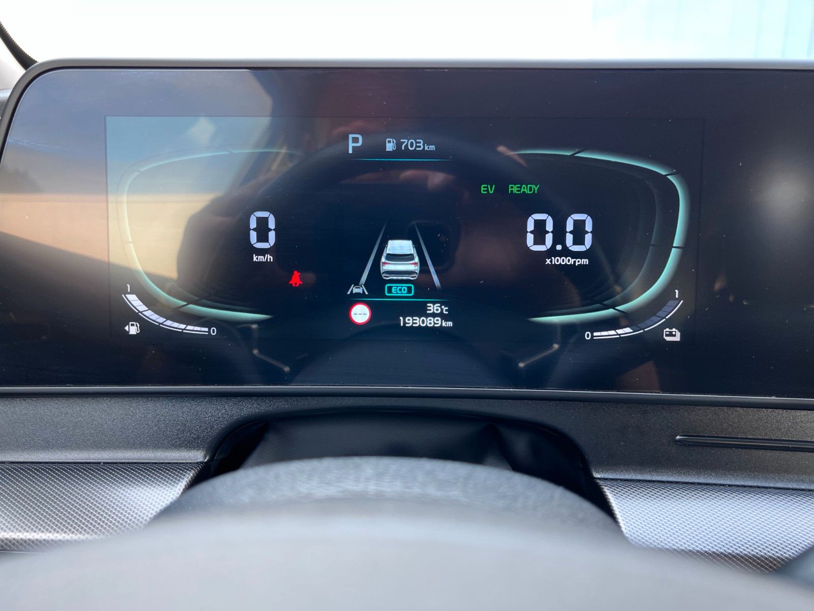 Купить Kia Sportage Hybrid Navi Cam LED  1.Hand в Литве | фото №16 | Unis.lt