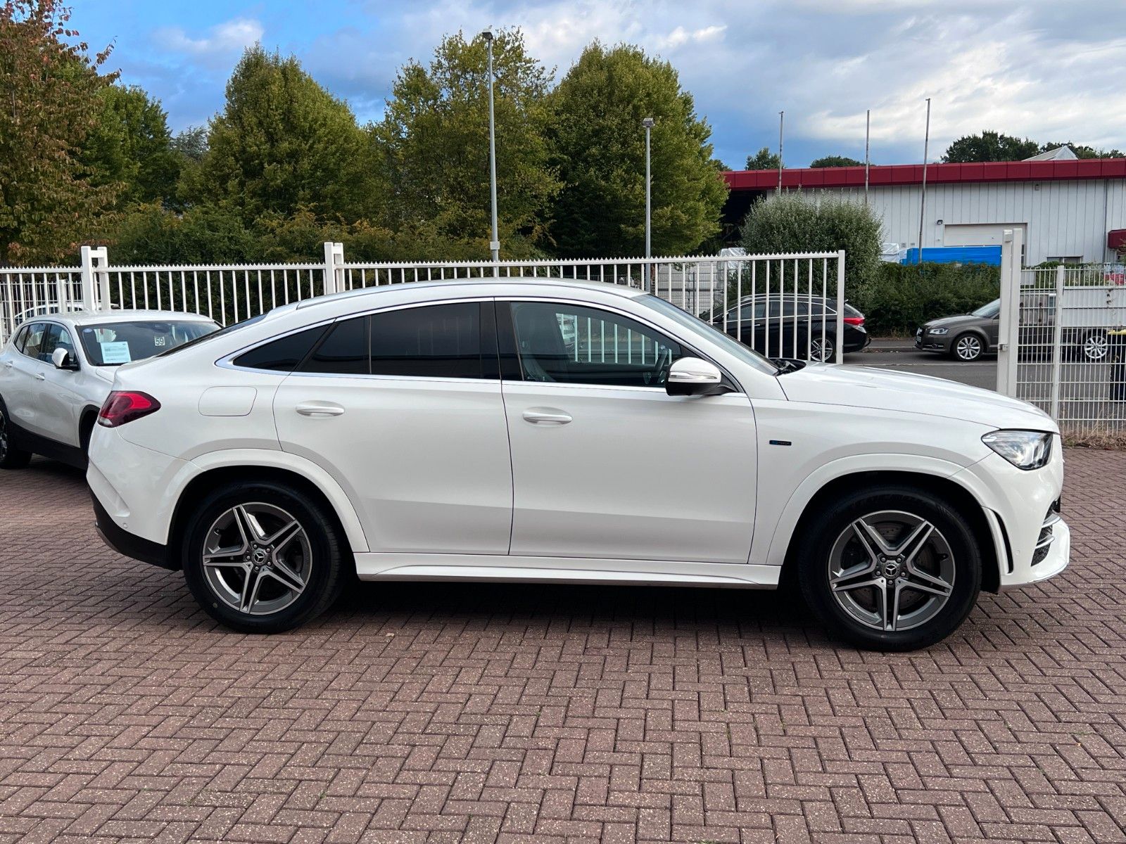 Buy Mercedes-Benz GLE 350 de Coupe 4Matic AMG  360° 1.Hand Lithuania | img №7 | Unis.lt