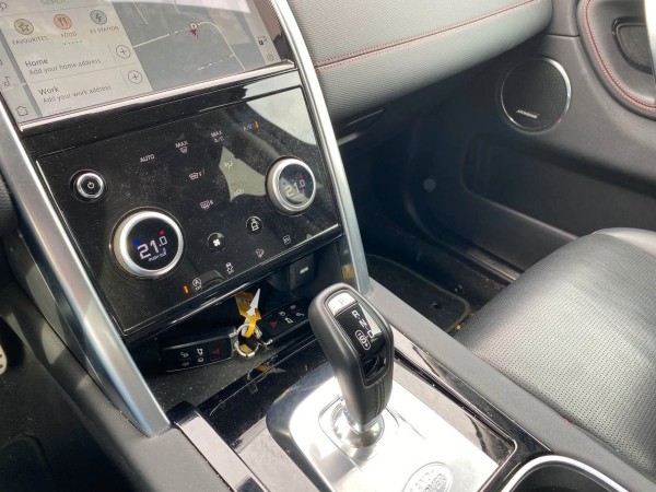 pirkite Lietuvoje Land Rover Discovery Sport 1.5 Plug-in Navi Cam 1.Hand | nuotrauka №14 | Unis.lt