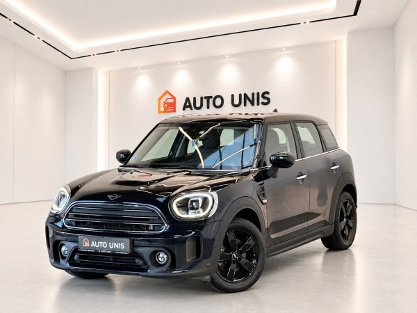Buy MINI Cooper Countryman Cam Pan Led Navi ACC Lithuania | img №1 | Unis.lt