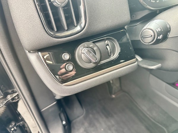 Buy MINI Cooper Countryman Navi Cam 1.Hand Scheckheft Lithuania | img №9 | Unis.lt