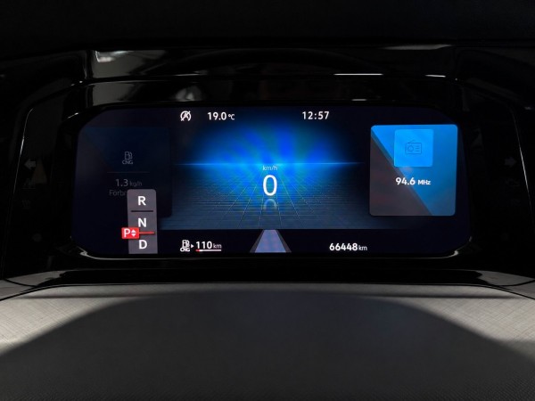 Купить Volkswagen Golf VIII Lim. Active TGI в Литве | фото №9 | Unis.lt