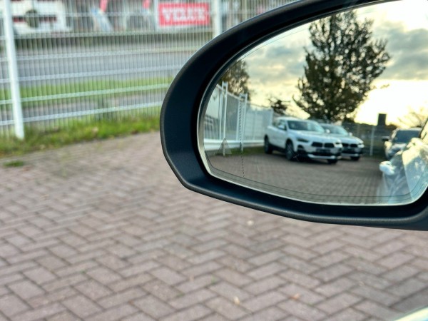 pirkite Lietuvoje Mercedes-Benz C 200 d AMG DIGITAL LIGHT, HUD, 360°, KEYLESS-GO | nuotrauka №34 | Unis.lt