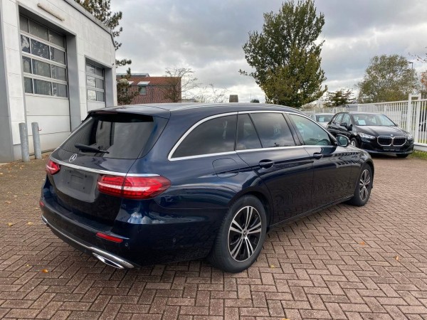 pirkite Lietuvoje Mercedes-Benz E 200 E T-Modell E 200 d | nuotrauka №6 | Unis.lt