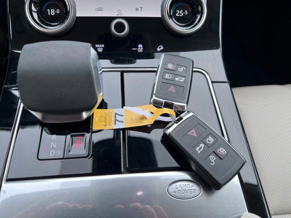 pirkite Lietuvoje Land Rover Range Rover Velar Hybrid S | nuotrauka №22 | Unis.lt